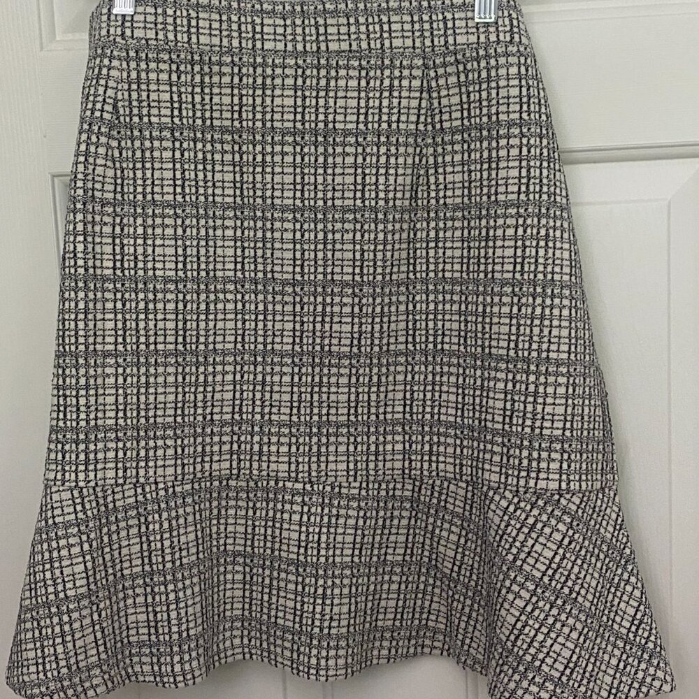 Plaid, But Make It Playful 🖤